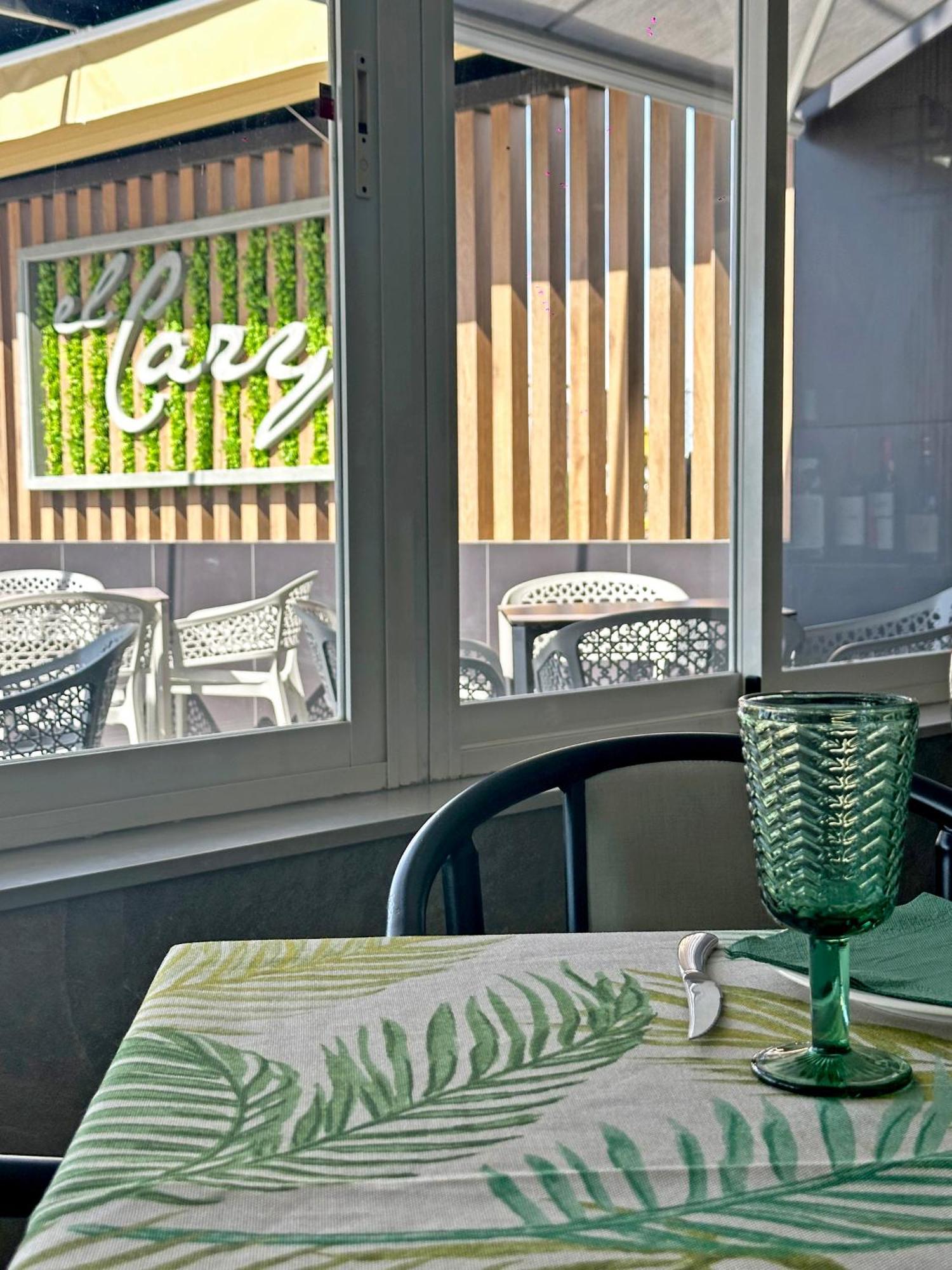 Hostal Restaurante El Cary Монтемайор Экстерьер фото